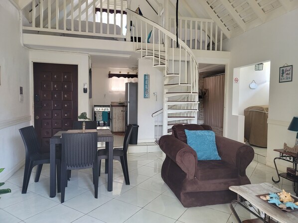 Smart TV, DVD player