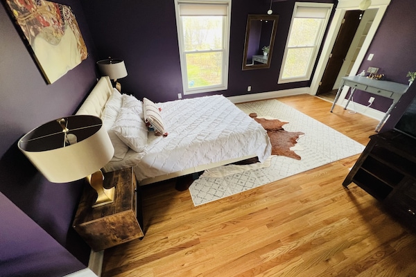 4 dormitoris, escriptori, planxa i posts de planxar i wifi gratuïta