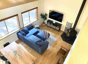 Smart TV, oficina y monitor de computadora 