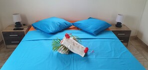 2 bedrooms, bed sheets