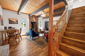 Smart TV, fireplace, books