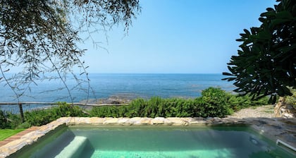 Casa Frontemare con Scesa al Mare Privata