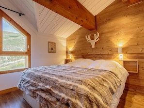 4 bedrooms