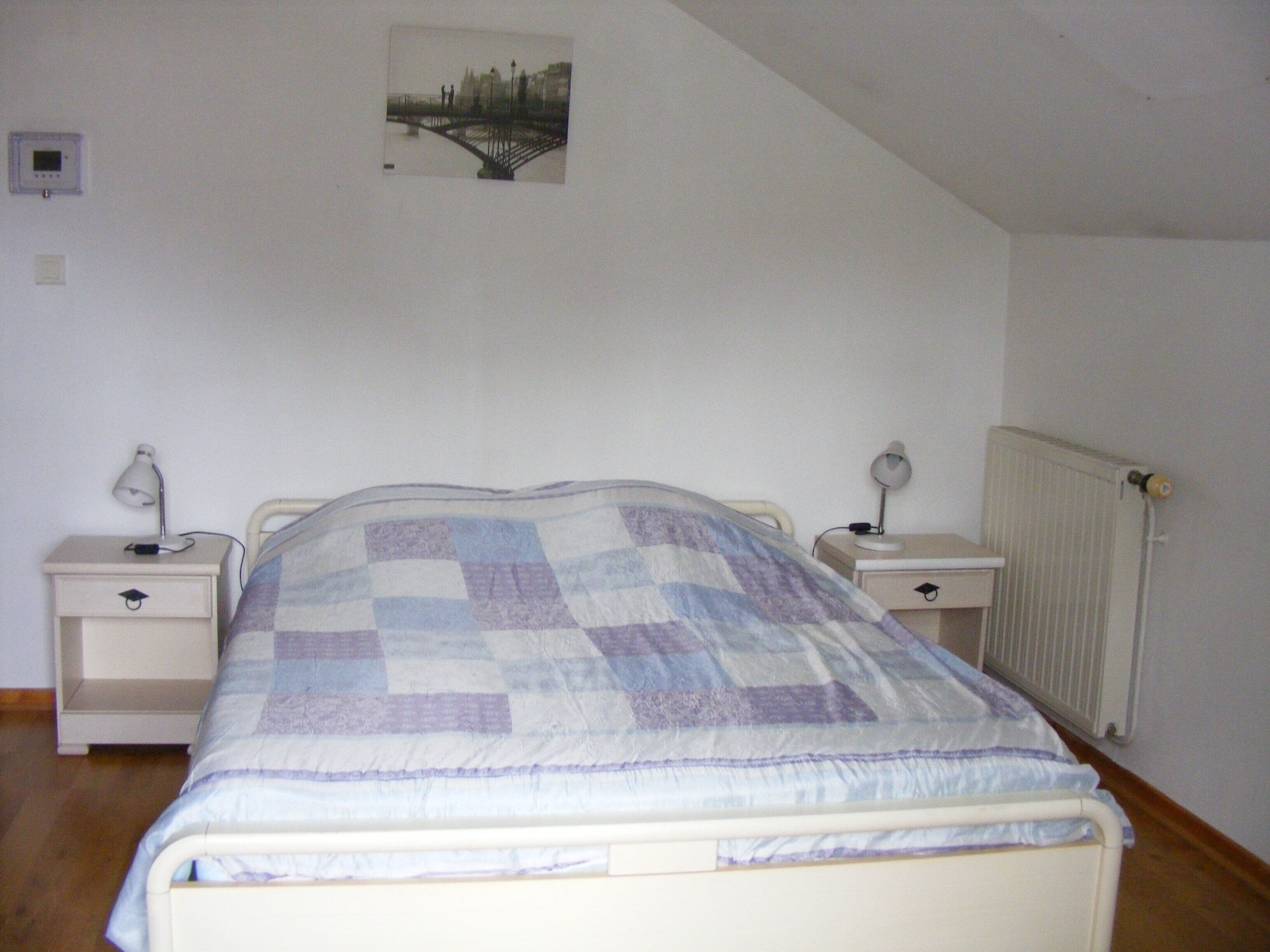 3 Schlafzimmer, Bügeleisen/Bügelbrett