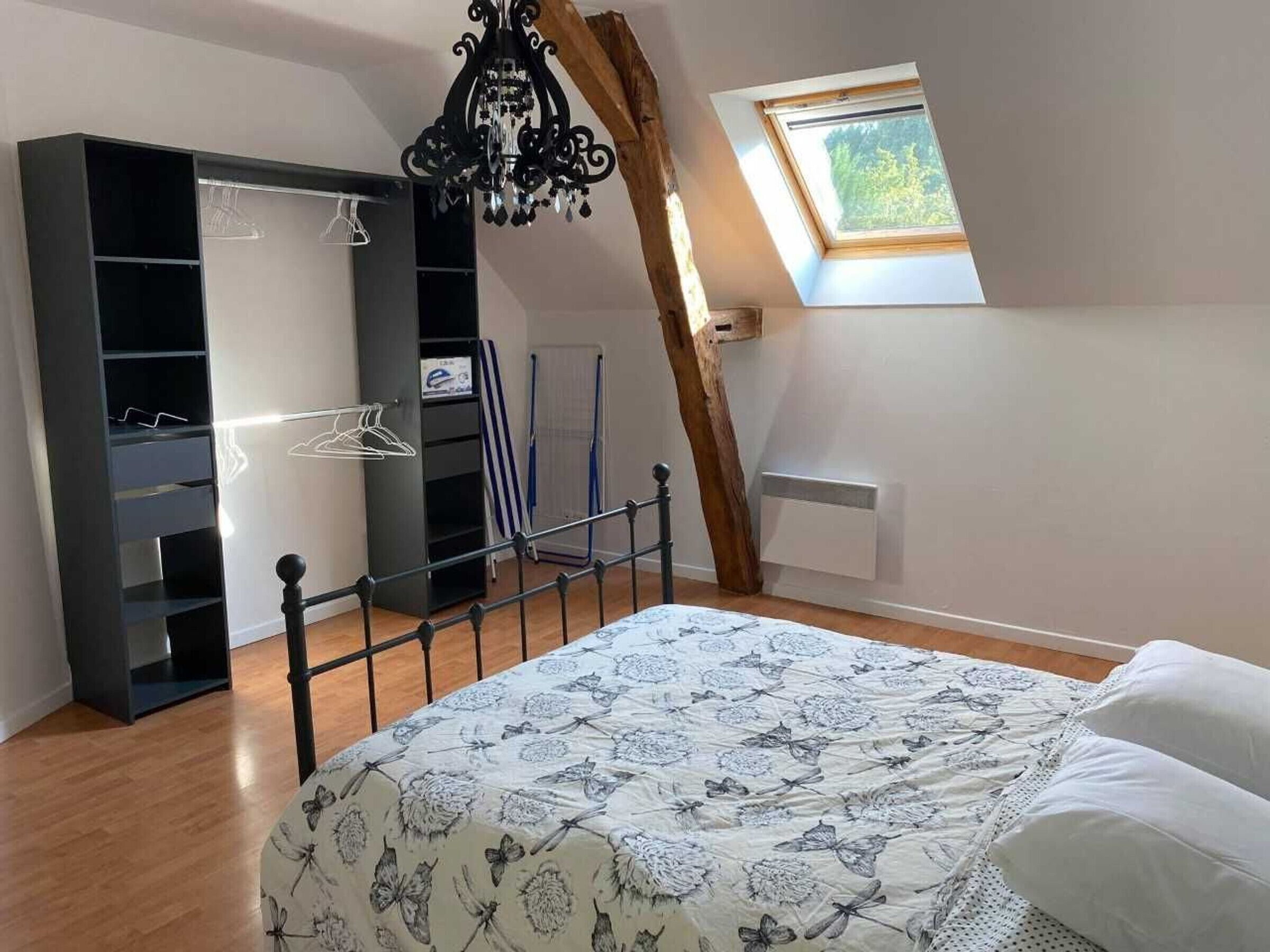 3 chambres, bureau, fer et planche à repasser, Wi-Fi gratuit