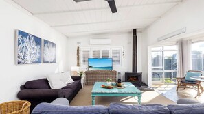 Télévision, cheminée, Netflix, services de streaming