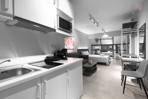 Departamento urbano | 1 habitación, tabla de planchar con plancha y wifi gratis 