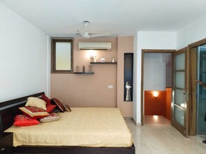 2 chambres, Wi-Fi gratuit, draps fournis