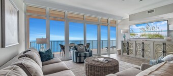 New Complex! Lazy River/Slide! Penthouse Level!