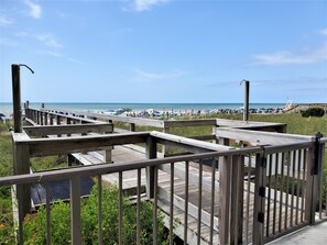 Property grounds - Oceanfront Paradise in Cherry Grove Beach S. Carolina! (North Myrtle Beach)