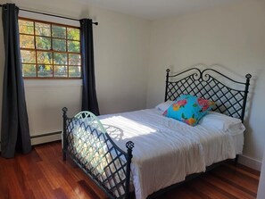 3 Schlafzimmer, Schreibtisch, WLAN, Bettwäsche