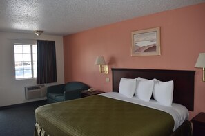 Chambre Simple Économique, fumeurs | Rideaux occultants, fer et planche à repasser, Wi-Fi gratuit