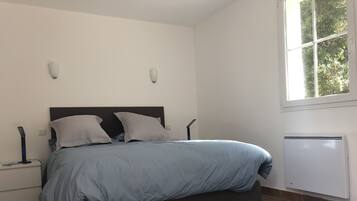 4 chambres, fer et planche Ă repasser, Wi-Fi