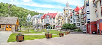 The MountainSide by Escapades Tremblant