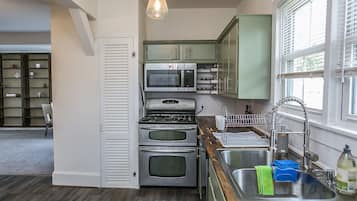 微波炉、洗碗机、茶具/咖啡用具、厨具/餐具