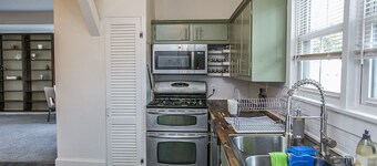 Hampton River Retreat Deluxe 