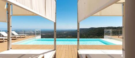 Outdoor pool, a heated pool