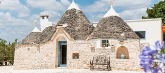 Infinity Truly Trulli - Luxury trullo with private infinity pool and panoramic v