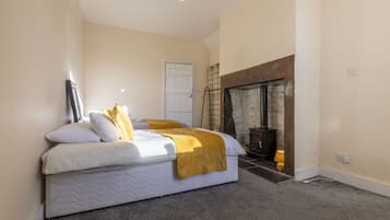 6 chambres, lit parapluie, Wi-Fi gratuit, draps fournis