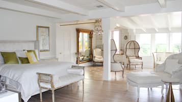 3 chambres, fer et planche à repasser, Wi-Fi, draps fournis