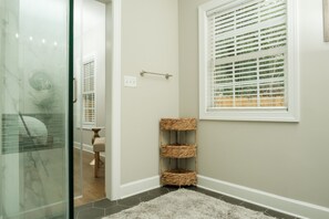 Interior - Welcome to Beltline (Atlanta)