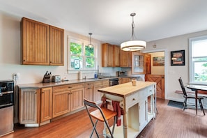 Fridge, microwave, oven, dishwasher