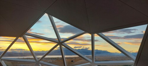 Geodesic Dome with Stunning Glacier and Mountain views