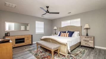 5 bedrooms, iron/ironing board, WiFi, bed sheets