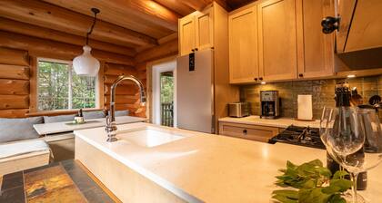 Willowbrae Chalet-Sophisticated Forest-Hot Tub
