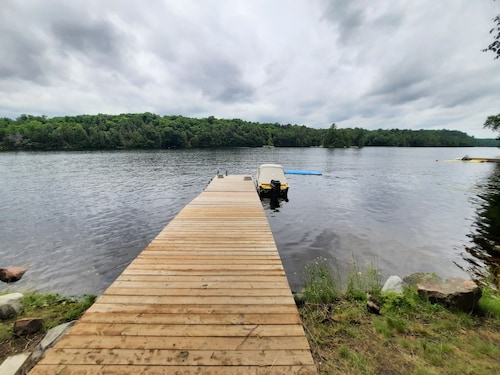 Cottage with 40' Dock!  Beautiful lake with excellent fishing.