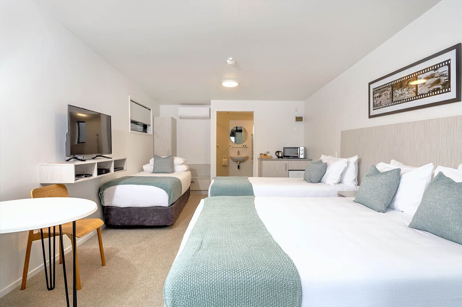 Family Studio Suite, Accessible