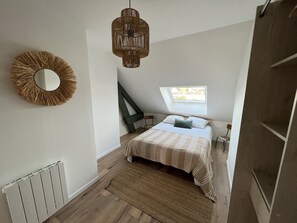 3 Schlafzimmer, Reisekinderbett, kostenloses WLAN, Bettwäsche