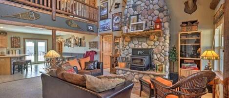 Smart TV, chimenea, videojuegos, reproductor de DVD