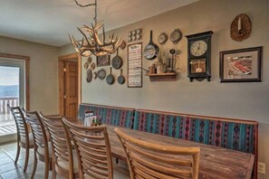 تناول الطعام