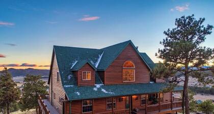 Mountain Top Luxury Lodge with Stunning Views
