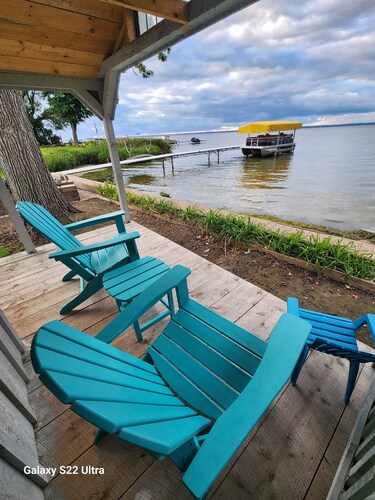 Waterfront Oneida Lake Gem House
