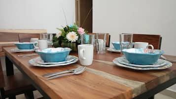 Family Room | Dining room