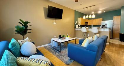 Midtown/Downtown home away from home