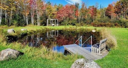 Cozy Cabin By The Pond, Sleeps 2