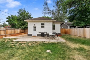 House, Multiple Beds (Cozy Chic Home in Downtown Loveland!) | Exterior - Cozy Chic Home In Downtown Loveland! (Loveland)