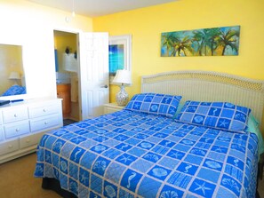 2 bedrooms, iron/ironing board, travel cot, free WiFi