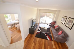 Living area - Sandpiper 10 - Close to Town (Inverloch)