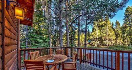 Fully updated Truckee cabin with plenty of beds