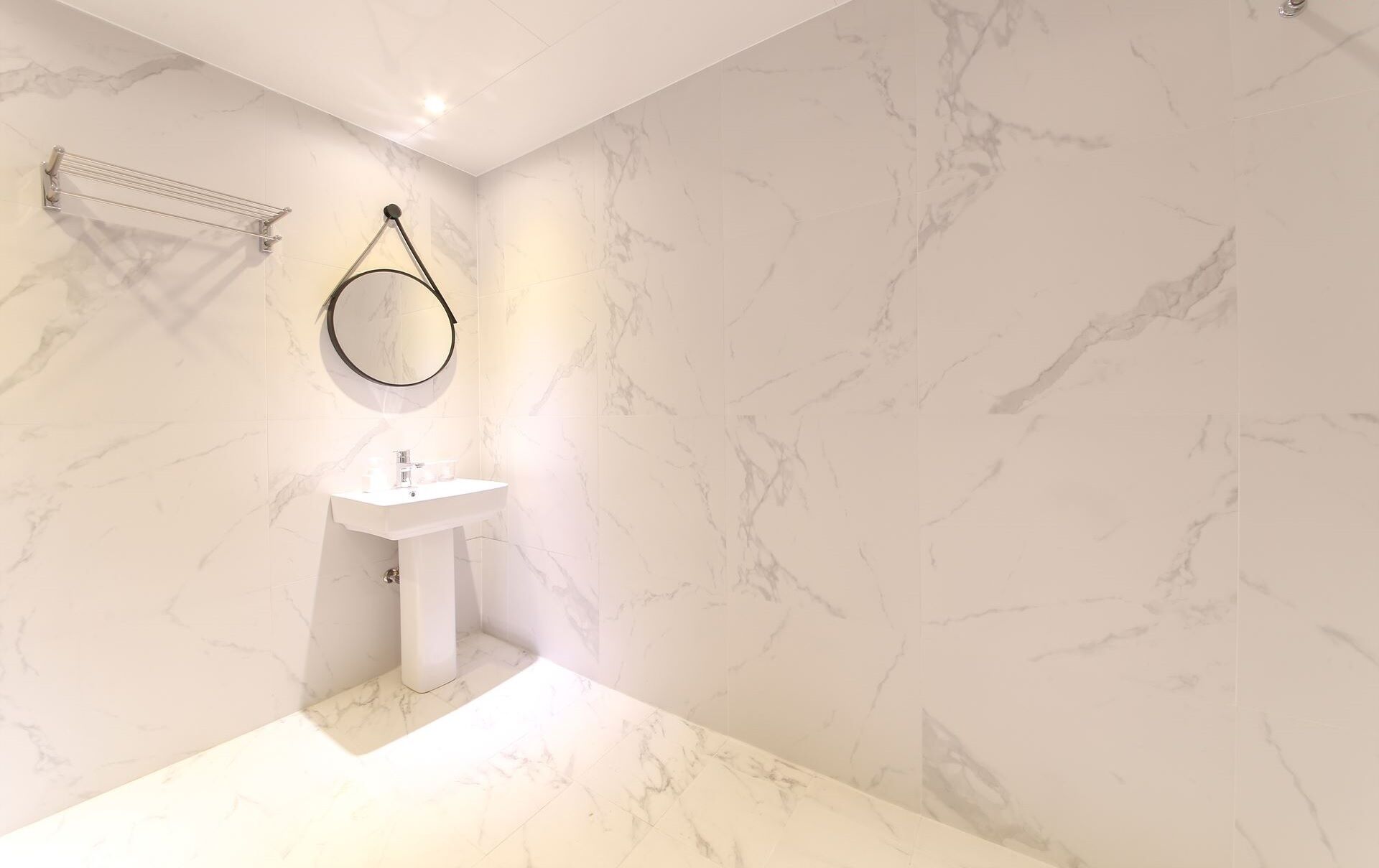 superior double room | bathroom | free toiletries, hair dryer, dressing gowns, bidet