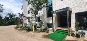 Exterior - Binso Stay (Yangyang)