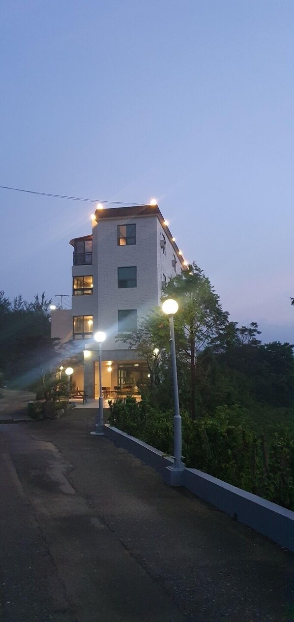 Exterior - Binso Stay (Yangyang)