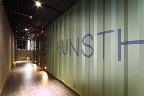 Interior - Hotel Gem (Busan)