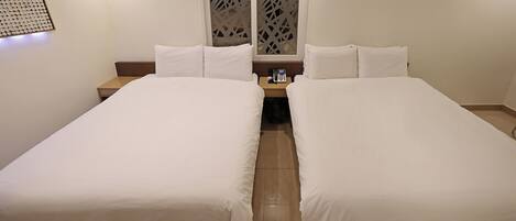 Family Twin Room | Free WiFi, bed sheets