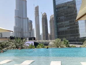 Piscina infinita