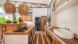 Basic Villa, Multiple Beds | Private kitchen - Tropical Design, Private Villa, 3 BR, Umalas (Kerobokan)